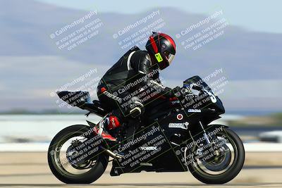 media/May-15-2022-SoCal Trackdays (Sun) [[33a09aef31]]/Back Straight Speed Shots (835am)/